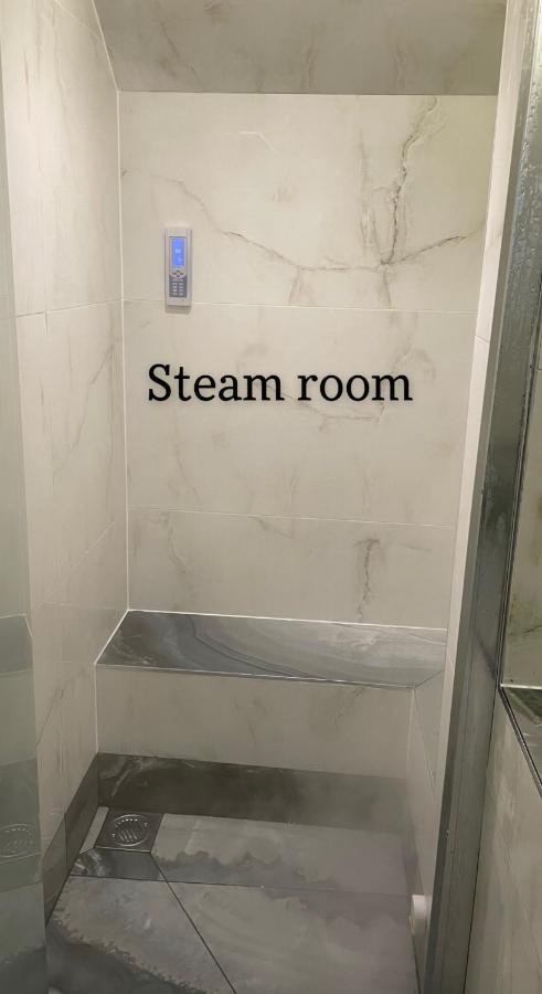 Luxury Apartment Edinburgh Centre With Steam Room Exteriér fotografie