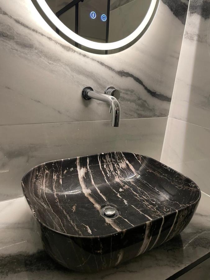 Luxury Apartment Edinburgh Centre With Steam Room Exteriér fotografie